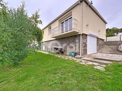 Maison - 105 m² - 4 pièces