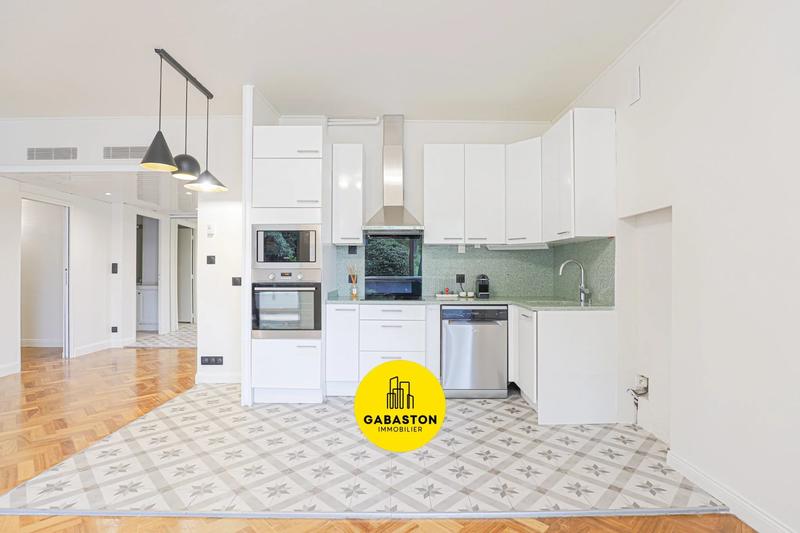 Appartement - 70 m² - 3 pièces