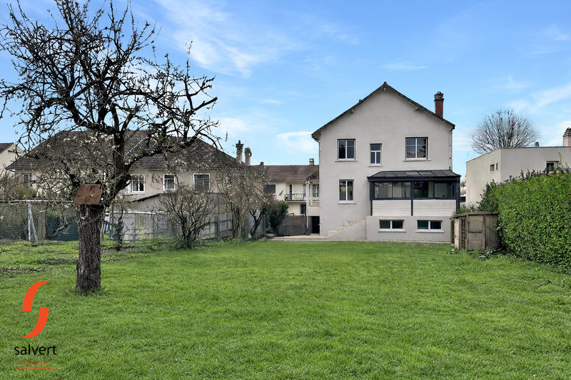 Maison - 138 m² - 5 pièces