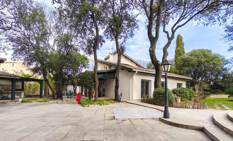 Maison ancienne - 276 m² - 6 pièces