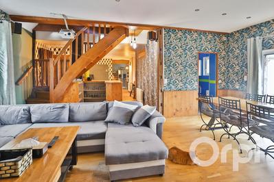 Maison - 147 m² - 6 pièces