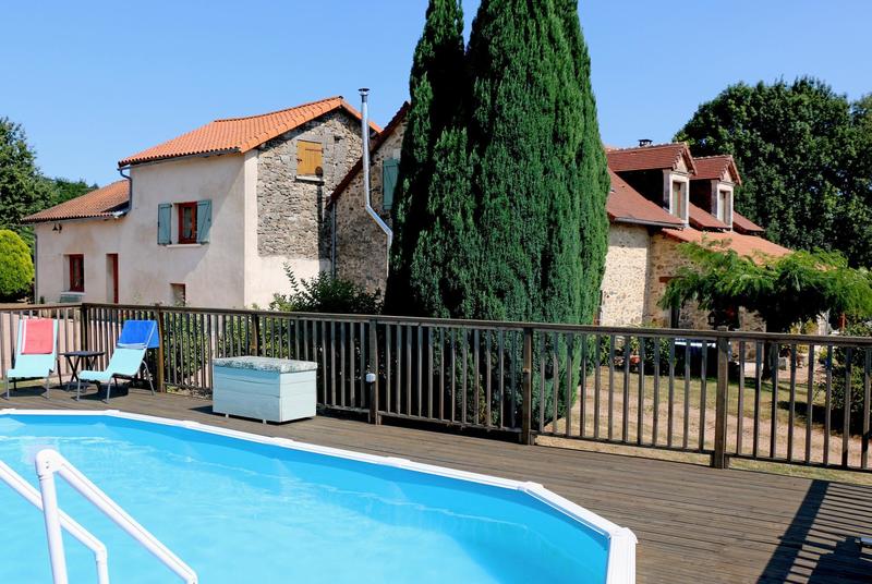 Maison - 275 m² - 9 pièces