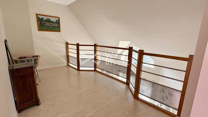 Maison - 202 m² - 11 pièces