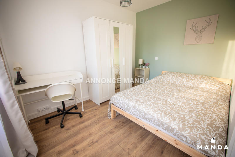 Chambre - 10 m² - 4 pièces
