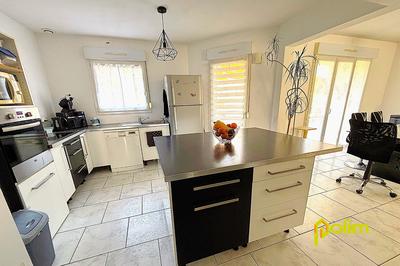 Maison - 148 m² - 6 pièces