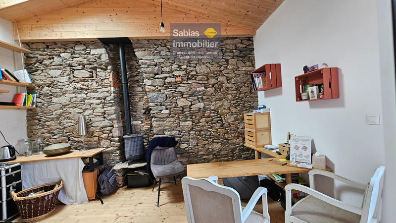 Maison - 198 m² - 11 pièces