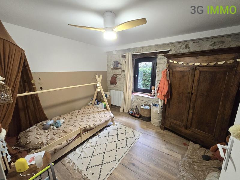 Corps de ferme - 210 m² - 8 pièces