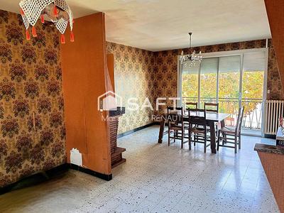 Maison - 99 m² - 4 pièces