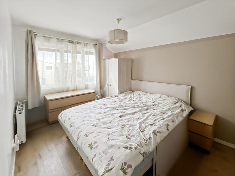 Maison - 85 m² - 5 pièces