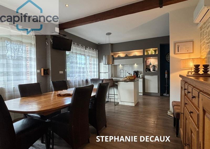 Pavillon - 241 m² - 11 pièces