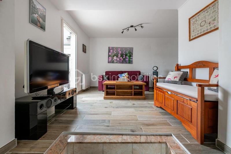 Maison en pierre - 94 m² - 4 pièces