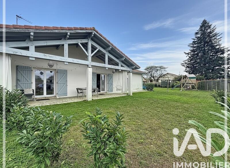 Maison - 177 m² - 8 pièces