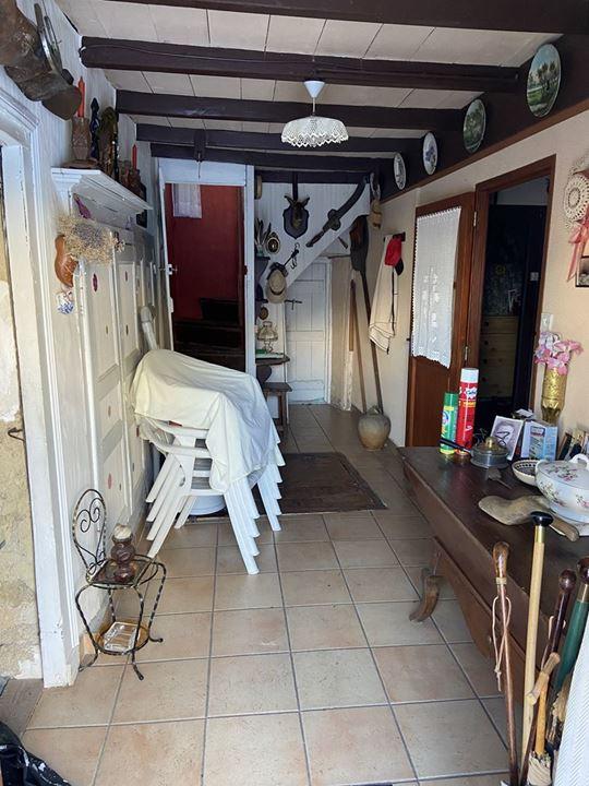 Maison traditionnelle - 80 m² - 2 pièces