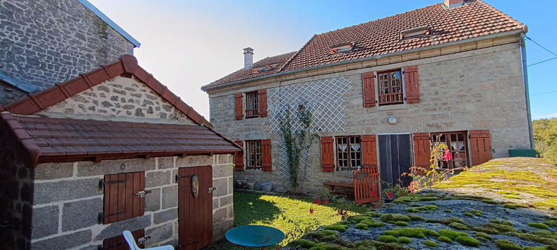 Maison - 110 m² - 4 pièces