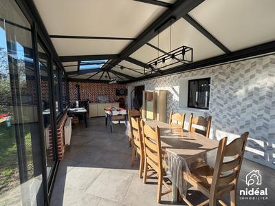 Maison - 196 m² - 6 pièces