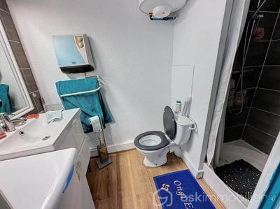 Studio - 25 m² - 1 pièce