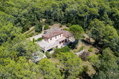 Villa - 230 m² - 5 pièces