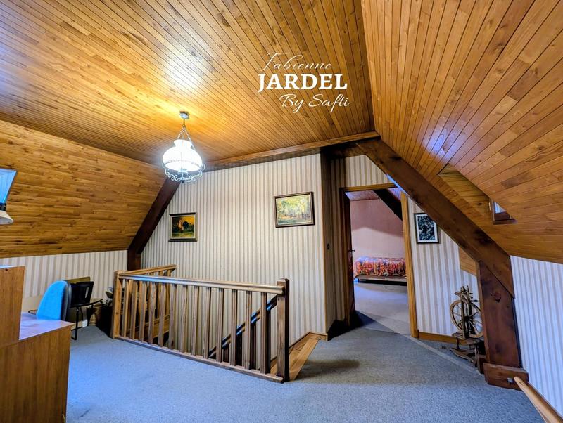 Maison - 174 m² - 5 pièces