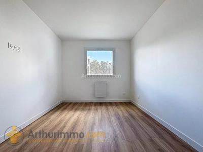 Maison - 123 m² - 6 pièces