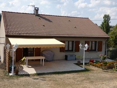 Maison - 90 m² - 5 pièces