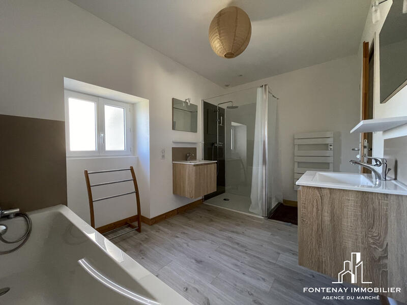 Maison ancienne - 269 m² - 10 pièces