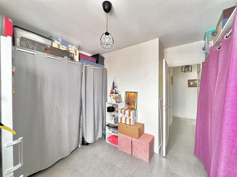 Appartement - 92 m² - 5 pièces