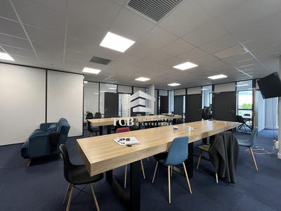 Bureau - 184 m²
