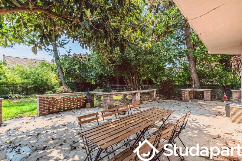 Chambre - 10 m² - 1 pièce