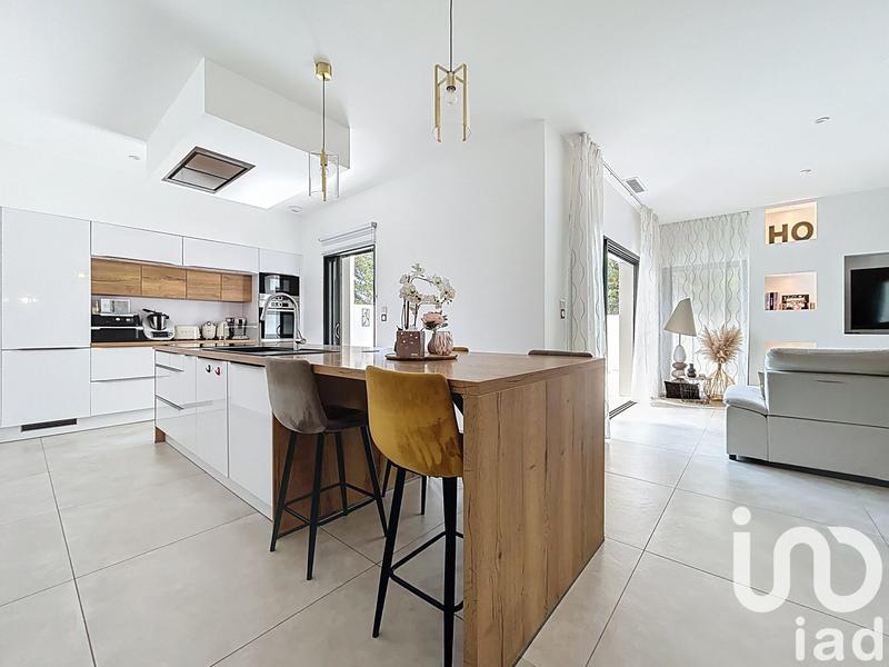 Maison - 144 m² - 5 pièces