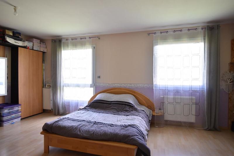 Villa - 240 m² - 6 pièces