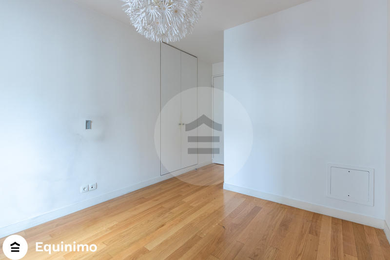 Appartement - 86 m² - 4 pièces