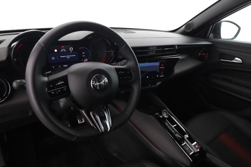 Alfa Romeo Junior 1.2 Ibrida Premium Dct6 136 ch