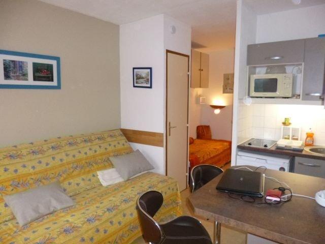 Studio - 16 m² - 2 pièces