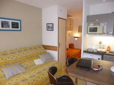 Studio - 16 m² - 2 pièces