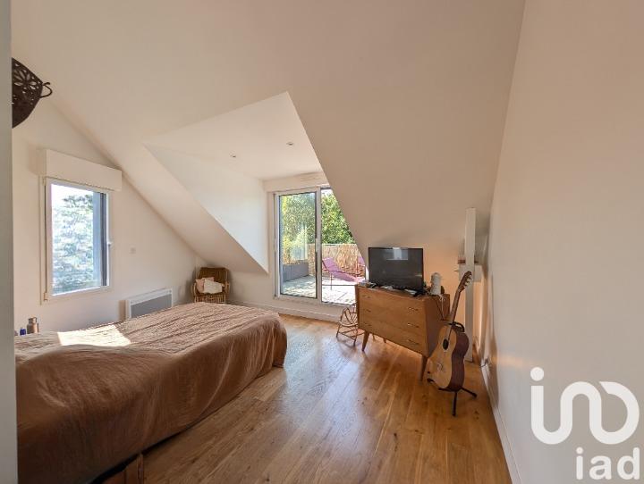 Maison - 224 m² - 8 pièces