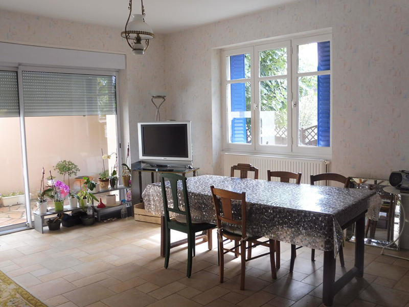 Maison - 154 m² - 8 pièces