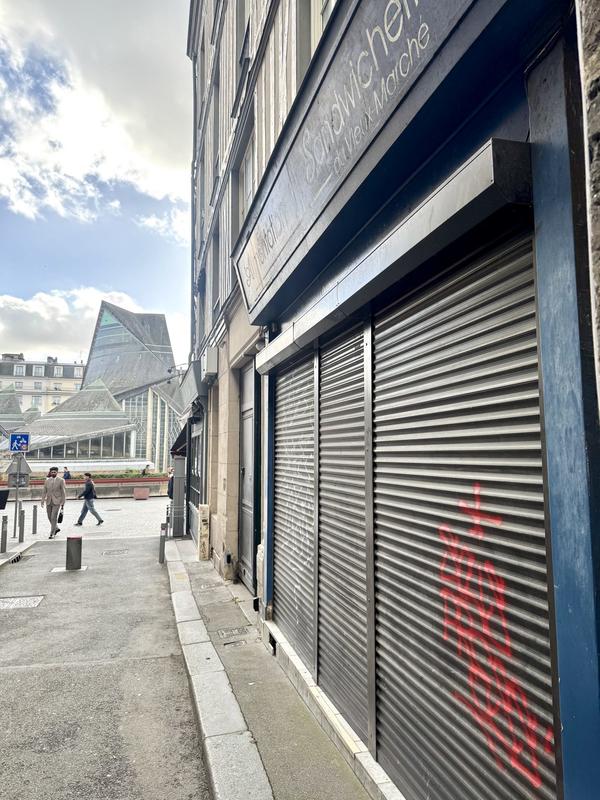 Local commercial - 22 m² - 1 pièce