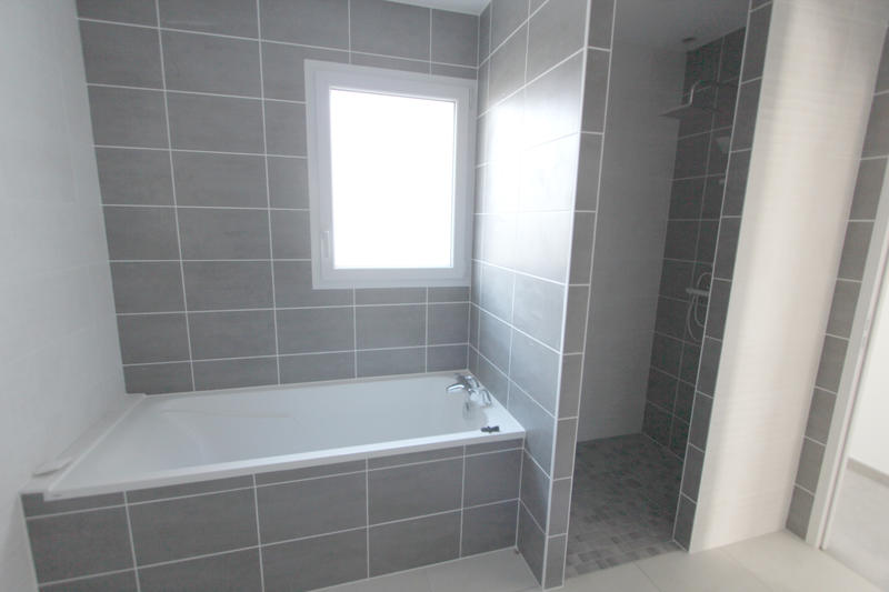 Maison - 121 m² - 5 pièces