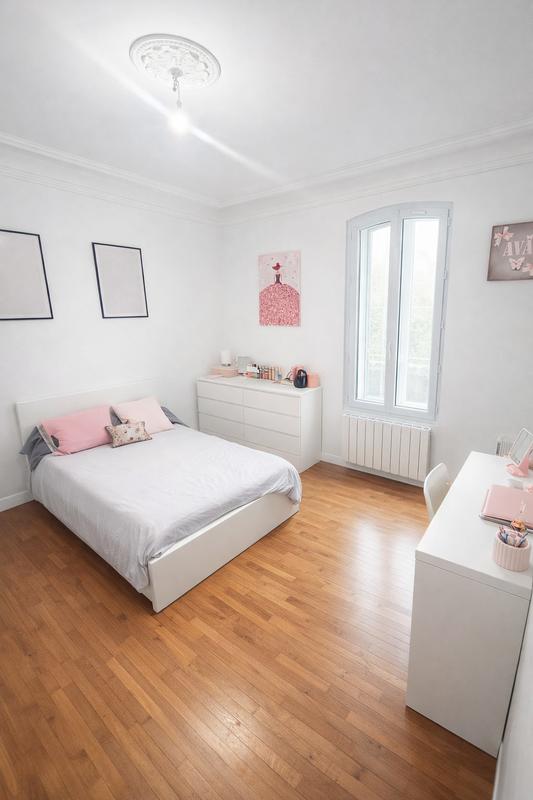 Maison - 302 m² - 11 pièces