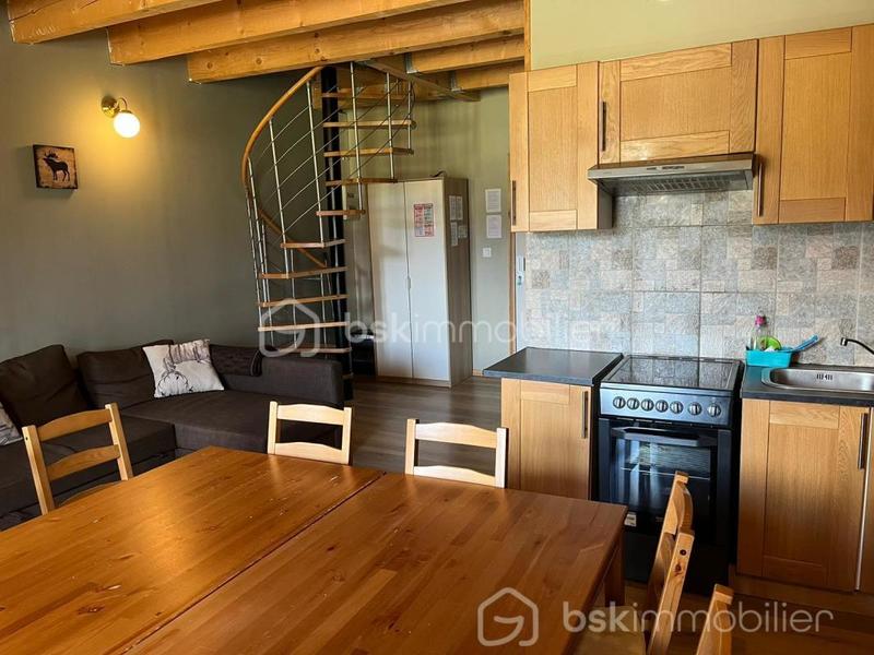 Immeuble - 885 m² - 40 pièces