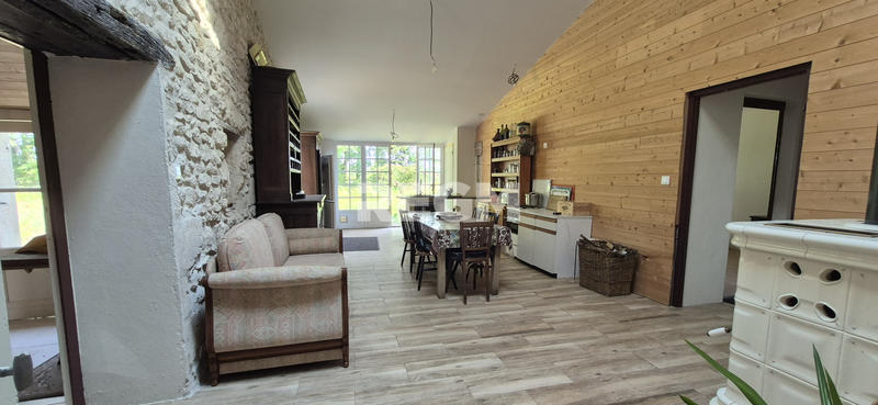 Maison - 160 m² - 6 pièces