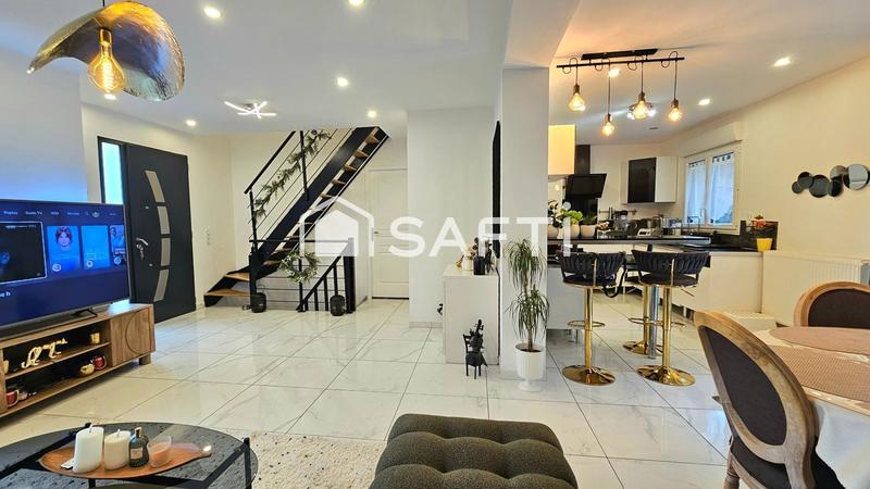 Maison - 116 m² - 6 pièces