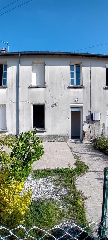 Maison - 101 m² - 4 pièces