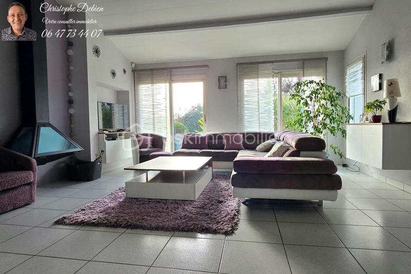 Maison traditionnelle - 148 m² - 7 pièces