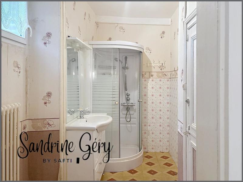 Maison - 134 m² - 8 pièces