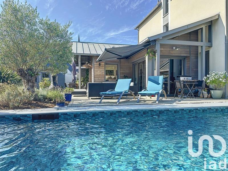 Maison - 192 m² - 7 pièces