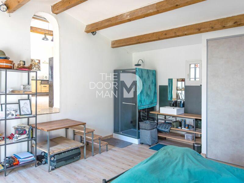 Villa - 167 m² - 6 pièces