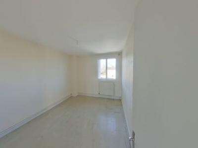 Maison - 91 m² - 5 pièces