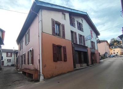 Maison de village - 322 m² - 13 pièces