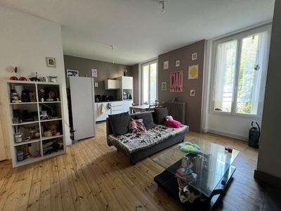 Immeuble - 401 m² - 3 pièces